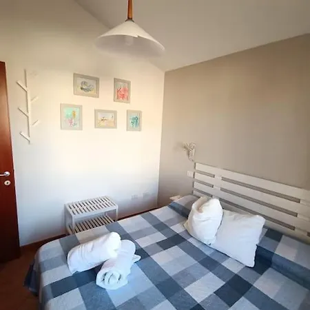 Bilocale Con Veranda E Posto Auto Privato Apartamento *
