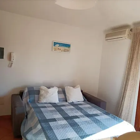 Bilocale Con Veranda E Posto Auto Privato Olbia